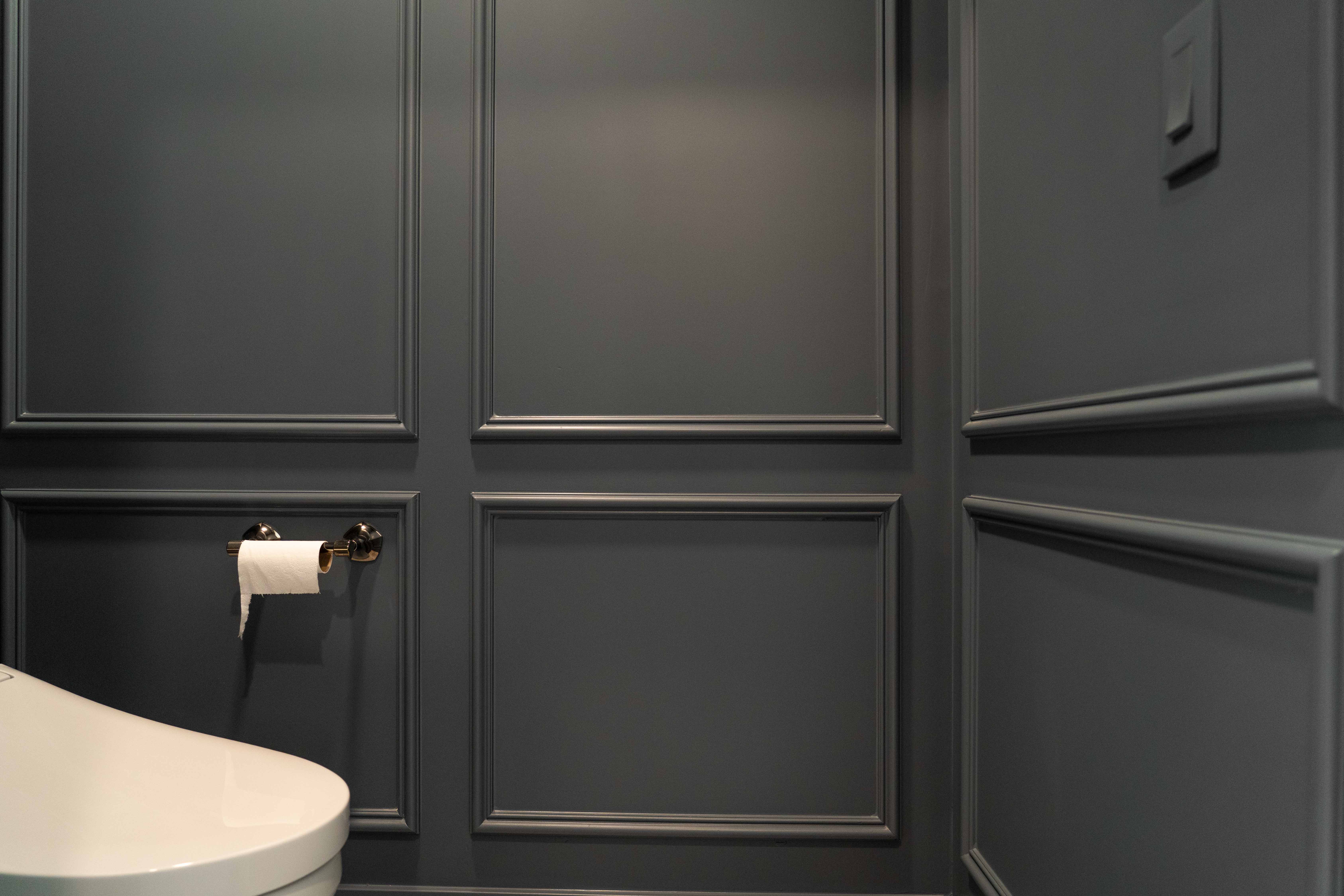 Painted Cabinet Finish - Catalyzed conversion varnish finish in custom color in San Diego